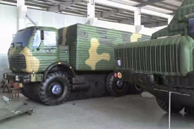 札达大型军事车